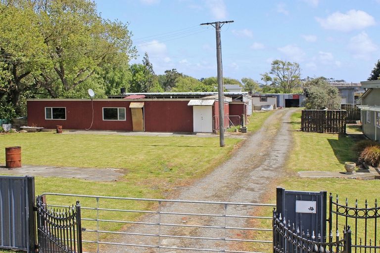 Photo of property in 117 Akers Road, Linton, Palmerston North, 4472