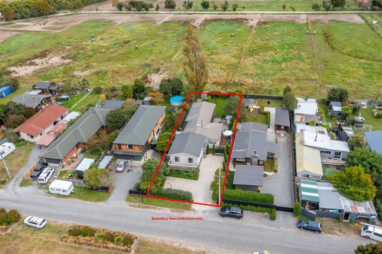 Photo of property in 62 Ferry Road, Woodend Beach, Kaiapoi, 7691