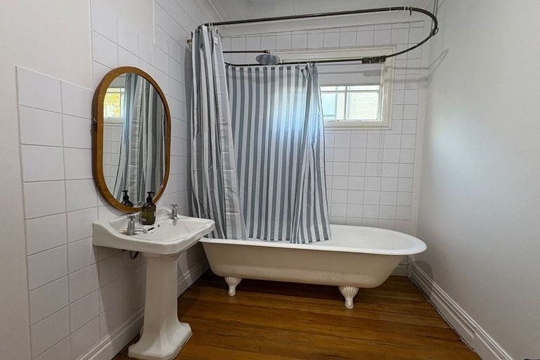 Photo of property in 7 Chatham Street, Addington, Christchurch, 8024