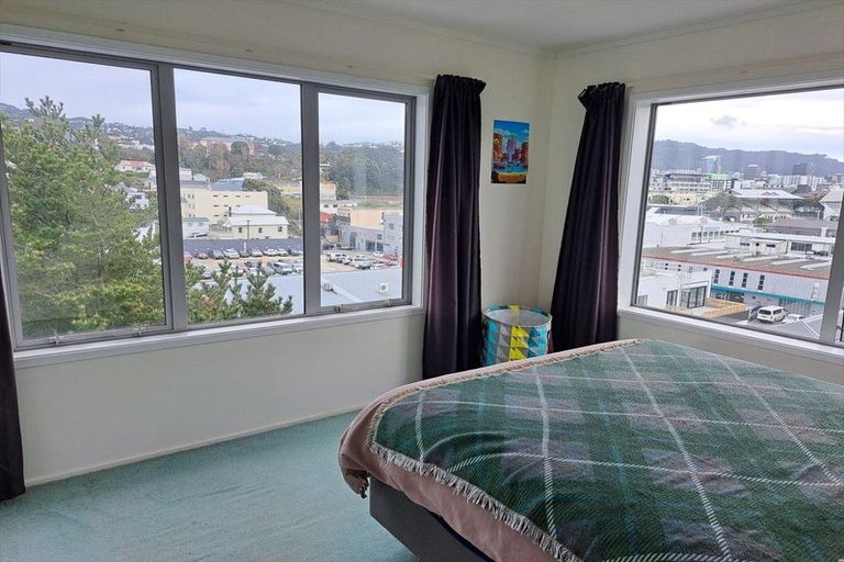 Photo of property in Grosvenor Cl, 10/6 Brown Street, Mount Cook, Wellington, 6021
