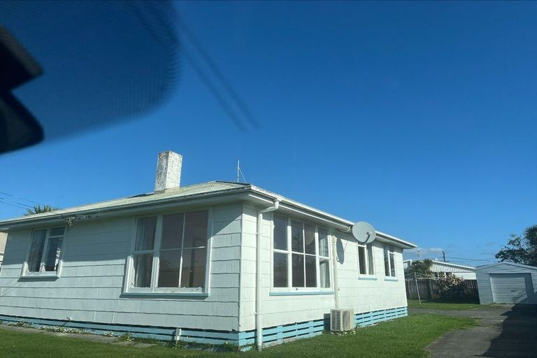 Photo of property in 3 Matai Place, Otaki, 5512