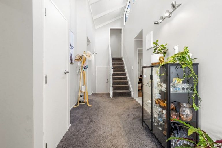 Photo of property in 15 Lynbert Road, Lynmore, Rotorua, 3010