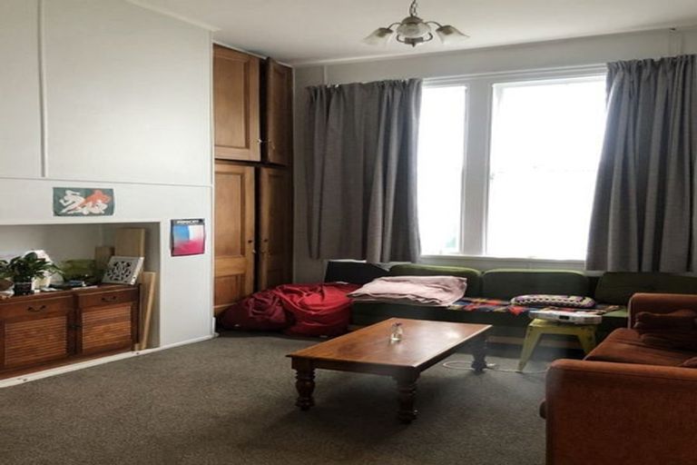 Photo of property in 244 The Terrace, Wellington Central, Wellington, 6011