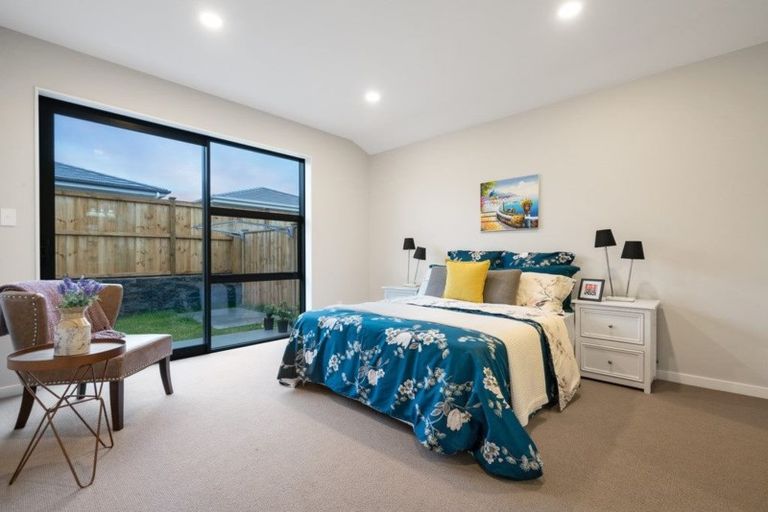 Photo of property in 5 Aero Place, Takanini, 2112