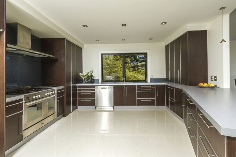 Photo of property in 16 Montrose Drive, Atawhai, Nelson, 7010