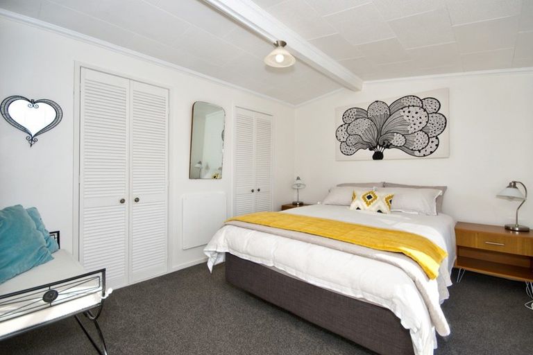 Photo of property in 180 Kent Street, Kingston, Athol, 9793