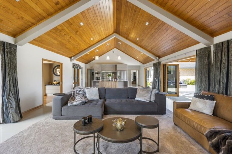 Photo of property in 192 Ellett Road, Karaka, Papakura, 2580