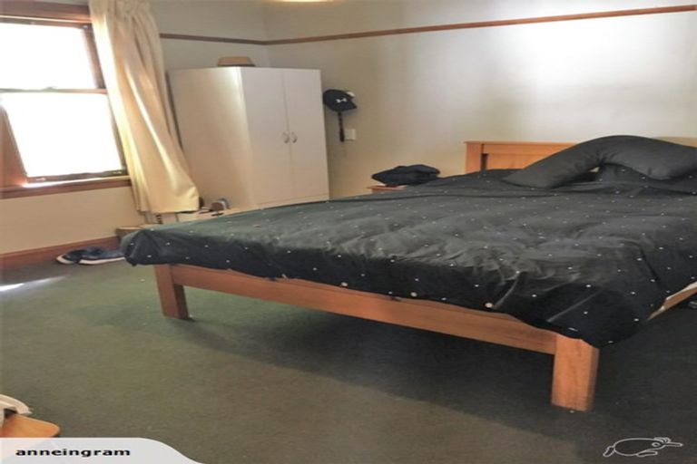 Photo of property in 23 Severn Street, Island Bay, Wellington, 6023