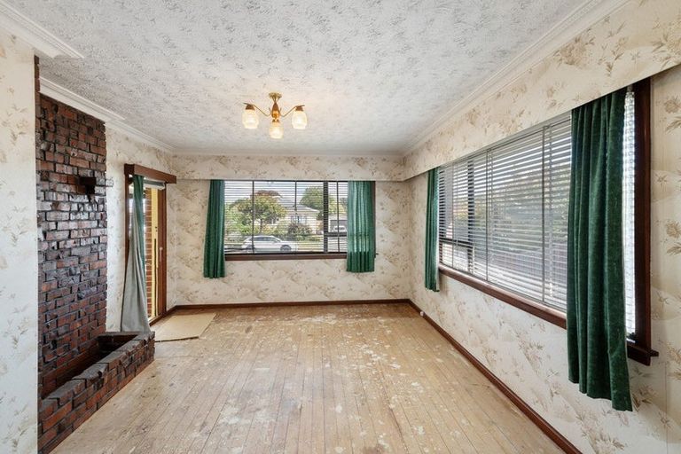 Photo of property in 76 Mackworth Street, Woolston, Christchurch, 8062