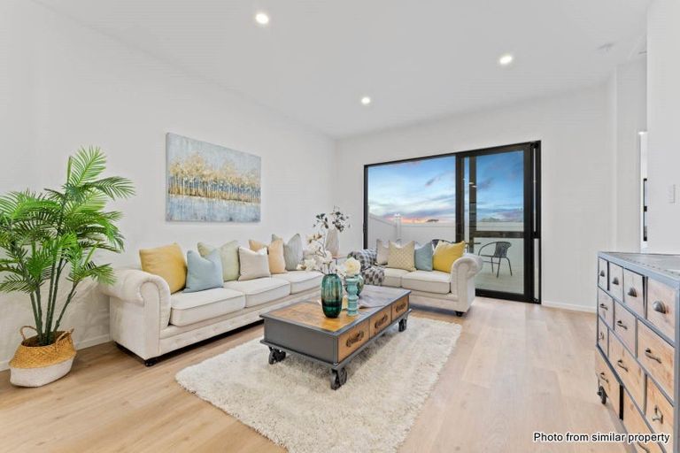 Photo of property in 4 Puwha Street, Massey, Auckland, 0614