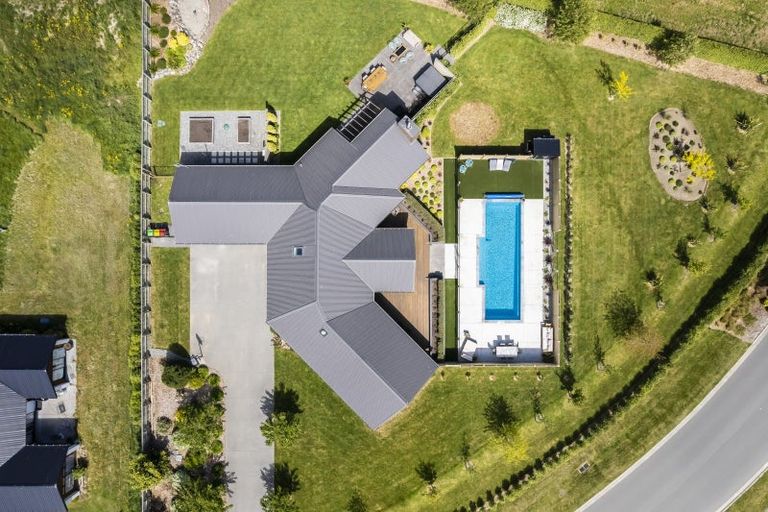 Photo of property in 14 Kingsdowne Drive, West Melton, 7618