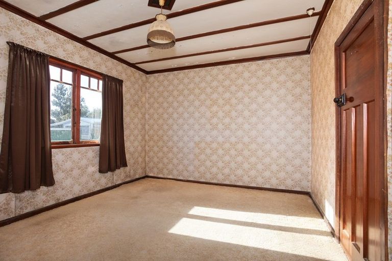 Photo of property in 23 Ross Street, Marton, 4710