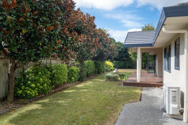 Photo of property in 1 Hanna Place, Havelock North, 4130