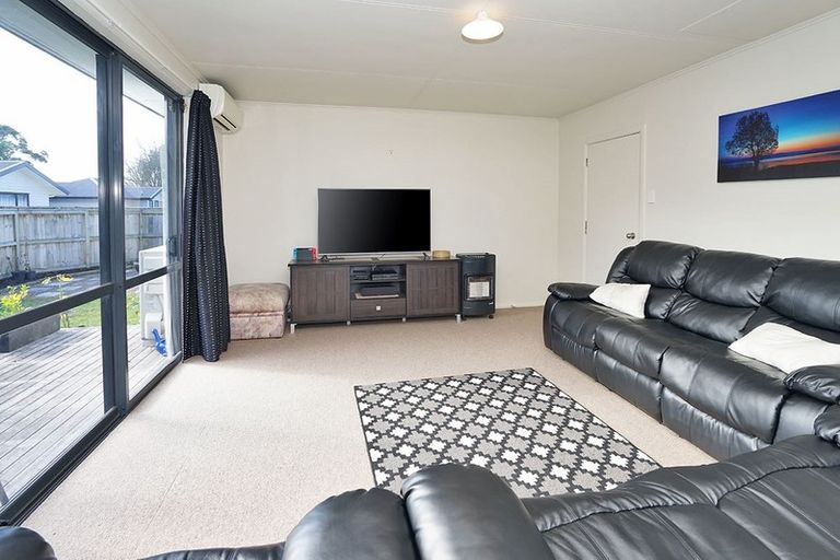 Photo of property in 21a Montgomery Crescent, Bader, Hamilton, 3206