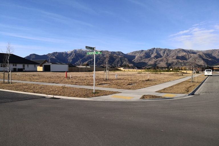 Photo of property in 5 Dingle Street, Lake Hawea, Wanaka, 9382