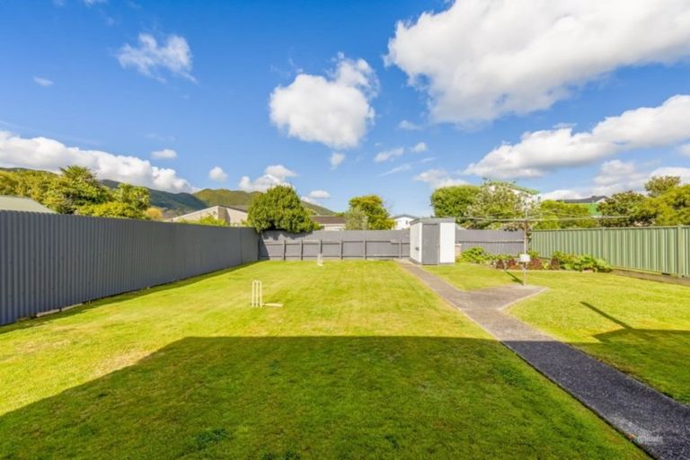 Photo of property in 12 Porutu Street, Fairfield, Lower Hutt, 5011