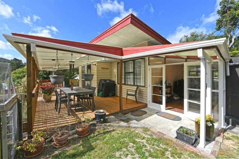 Photo of property in 4 Avro Road, Blue Mountains, Upper Hutt, 5371