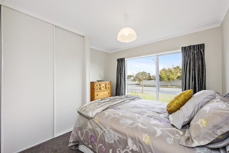 Photo of property in 6 Palmer Street, Rangiora, 7400