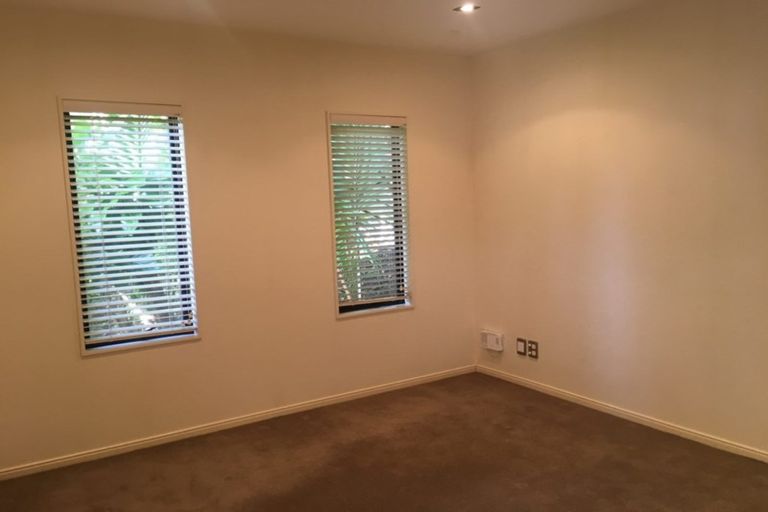 Photo of property in 13/7 The Avenue, Albany, Auckland, 0632