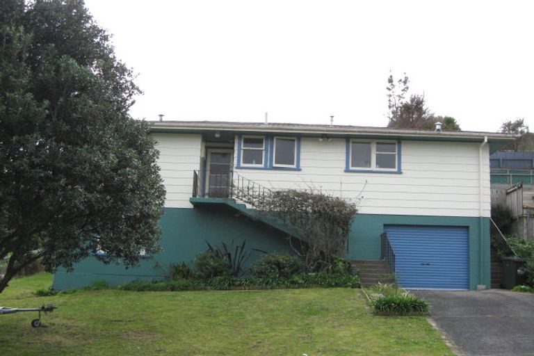 Photo of property in 14 Nash Street, Marfell, New Plymouth, 4310