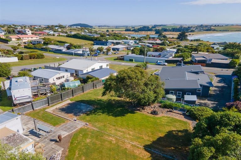 Photo of property in 9 Magdala Street, Kakanui, Oamaru, 9495