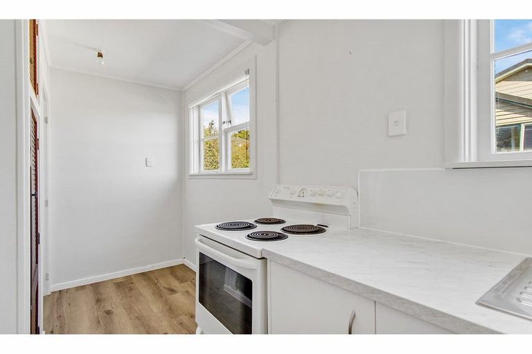 Photo of property in 52 Douglas Street, Highfield, Timaru, 7910