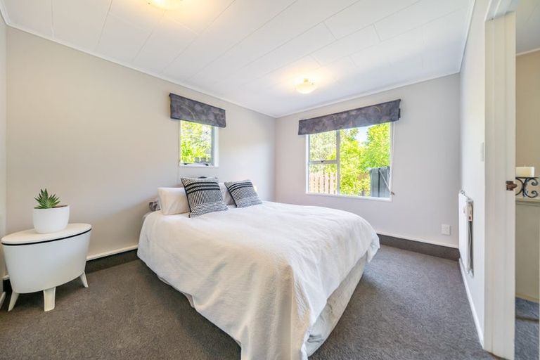 Photo of property in 11 Moray Place, Papakowhai, Porirua, 5024