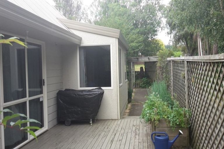 Photo of property in 16 Fairley Road, Lynmore, Rotorua, 3010