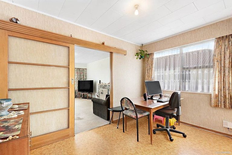 Photo of property in 8 Hope Farm Avenue, Pakuranga Heights, Auckland, 2010