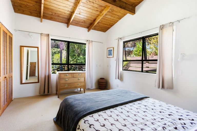 Photo of property in 48 Lysnar Street, Okitu, Gisborne, 4010