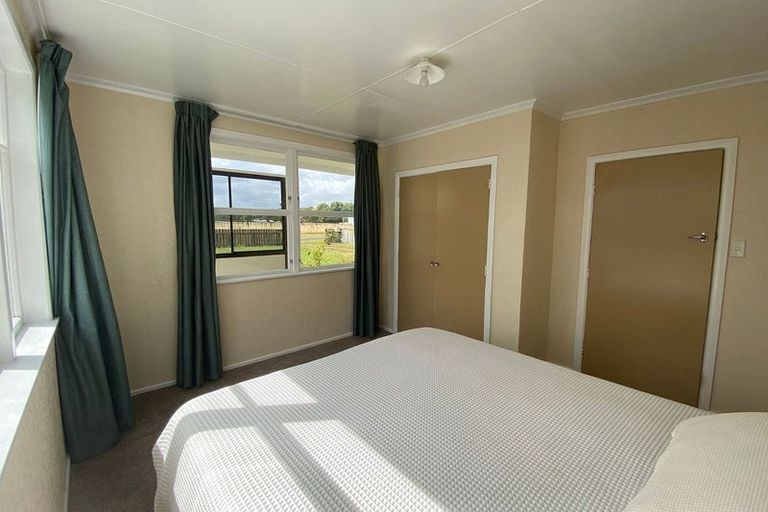 Photo of property in 15 Gladstone Street, Woodville, 4920