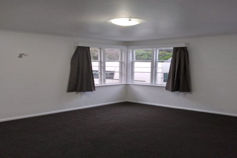 Photo of property in 36 Cleland Crescent, Naenae, Lower Hutt, 5011