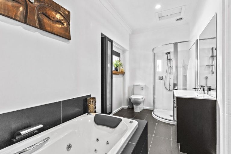 Photo of property in 193 East Street, Greytown, 5712