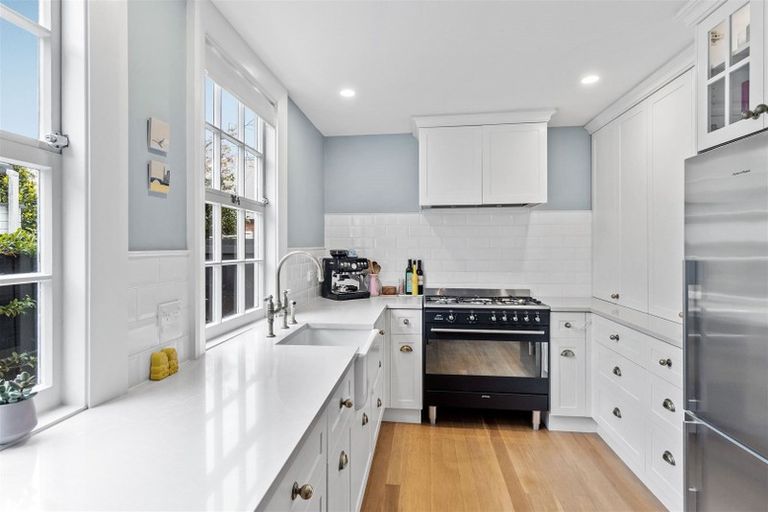 Photo of property in 10/142 Rugby Street, Merivale, Christchurch, 8014