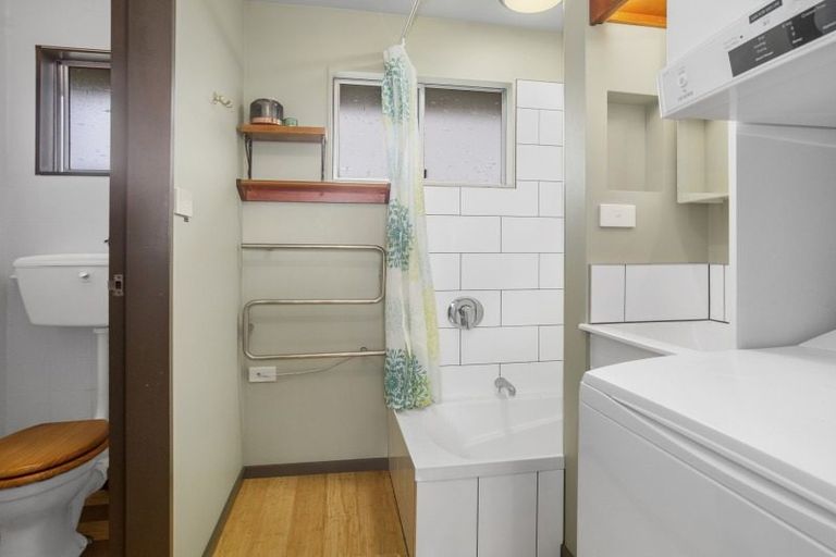 Photo of property in 4/36 Leighton Avenue, Waiwhetu, Lower Hutt, 5010