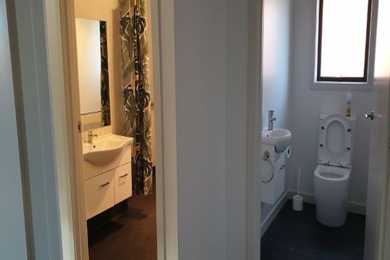 Photo of property in 75 Wesley Street, South Dunedin, Dunedin, 9012