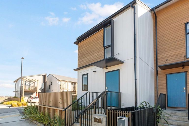 Photo of property in 2 Awamarino Way, Westgate, Auckland, 0614