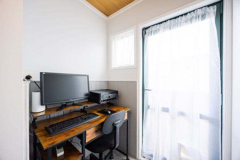 Photo of property in 16 Tamatea Drive, Snells Beach, 0920