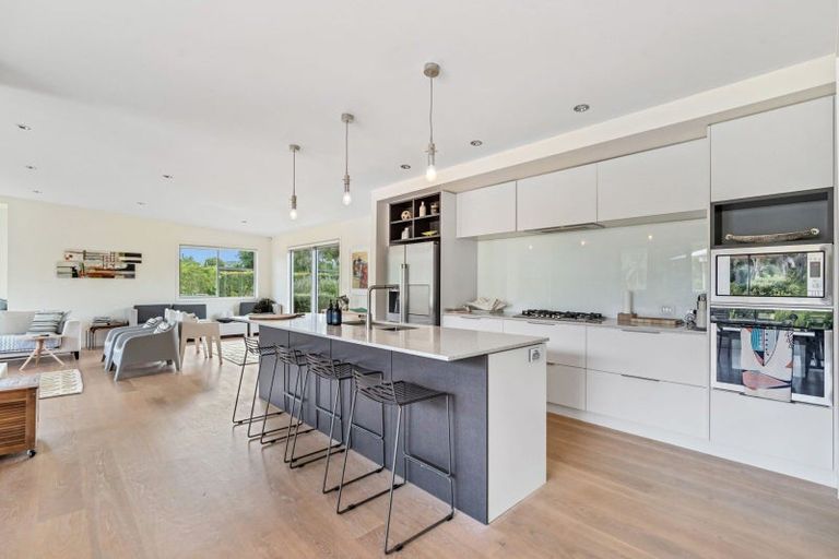 Photo of property in 4 Coral Place, Matapouri, Whangarei, 0173