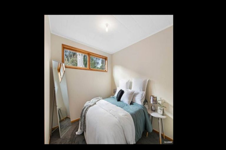 Photo of property in 1/7 Odette Road, Totara Vale, Auckland, 0629