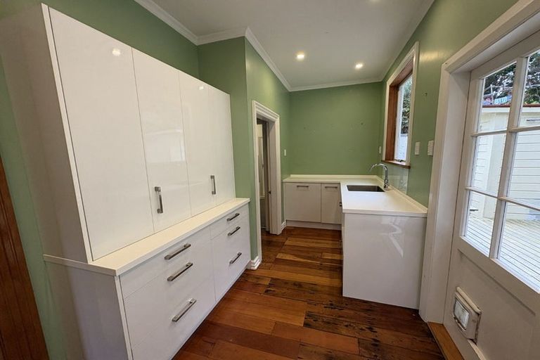 Photo of property in 47 Ribble Street, Island Bay, Wellington, 6023