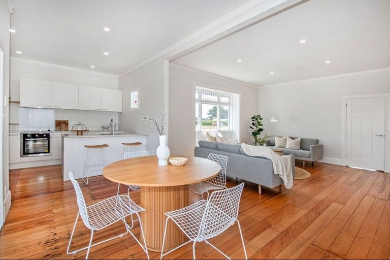 Photo of property in 237 Marsden Point Road, Ruakaka, 0116
