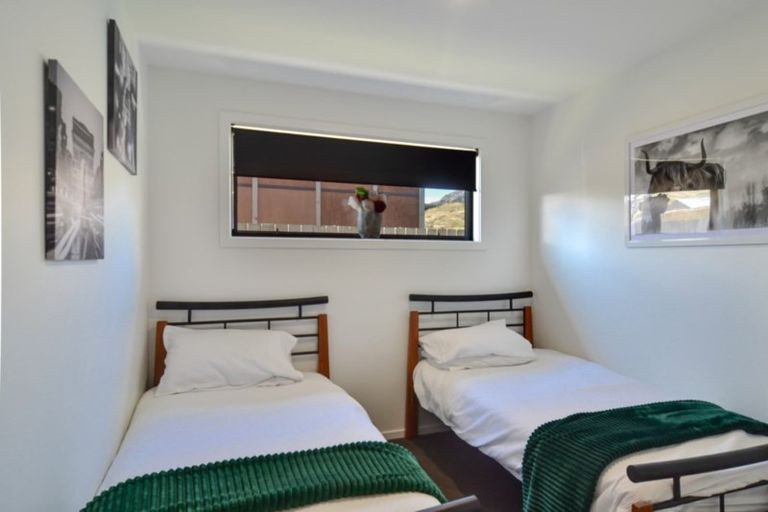 Photo of property in 15 Regent Street, Lower Shotover, Queenstown, 9304