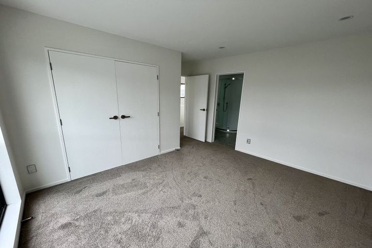 Photo of property in 102 Celtic Crescent, Ellerslie, Auckland, 1051