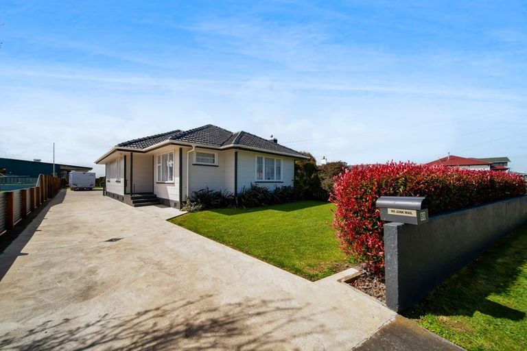 Photo of property in 60 Egmont Street, Hawera, 4610