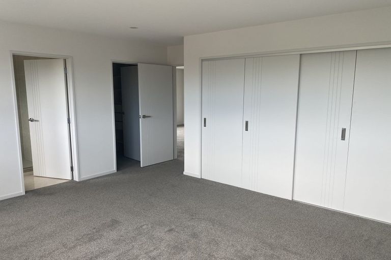 Photo of property in 34a Exmouth Road, Northcote, Auckland, 0627