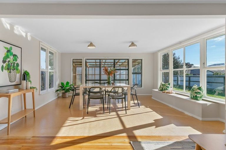 Photo of property in 12 Awatea Street, Levin, 5510