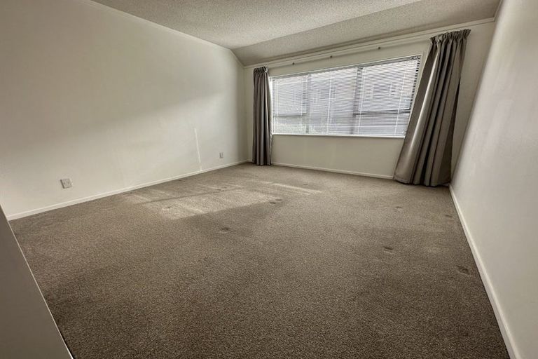 Photo of property in 1/8 Vincent Street, Howick, Auckland, 2014