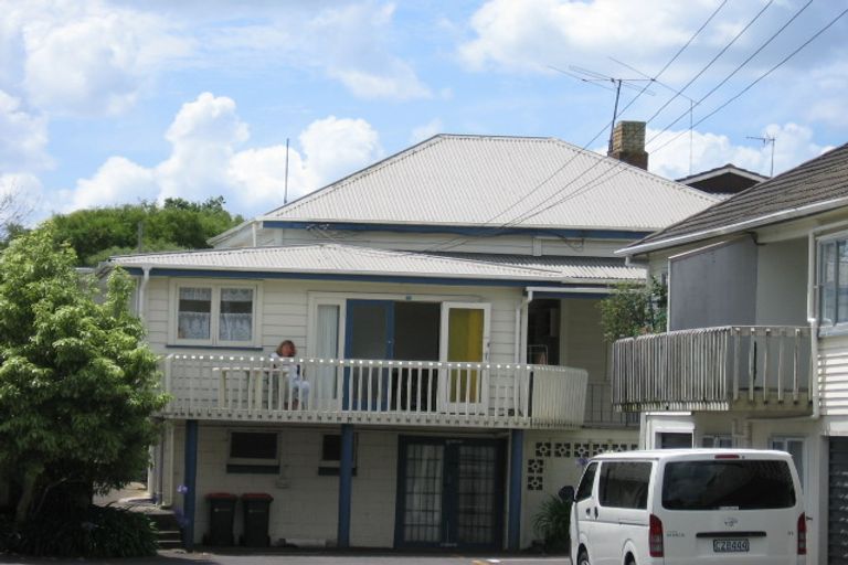Photo of property in 5d Rosebank Road, Avondale, Auckland, 1026