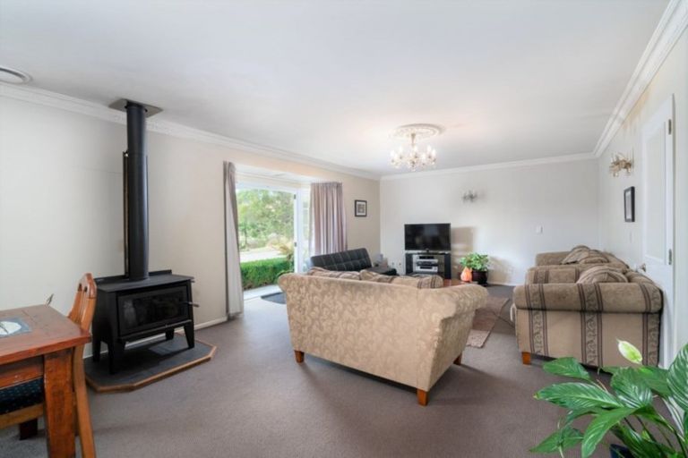Photo of property in 656 Tukairangi Road, Kinloch, Taupo, 3385